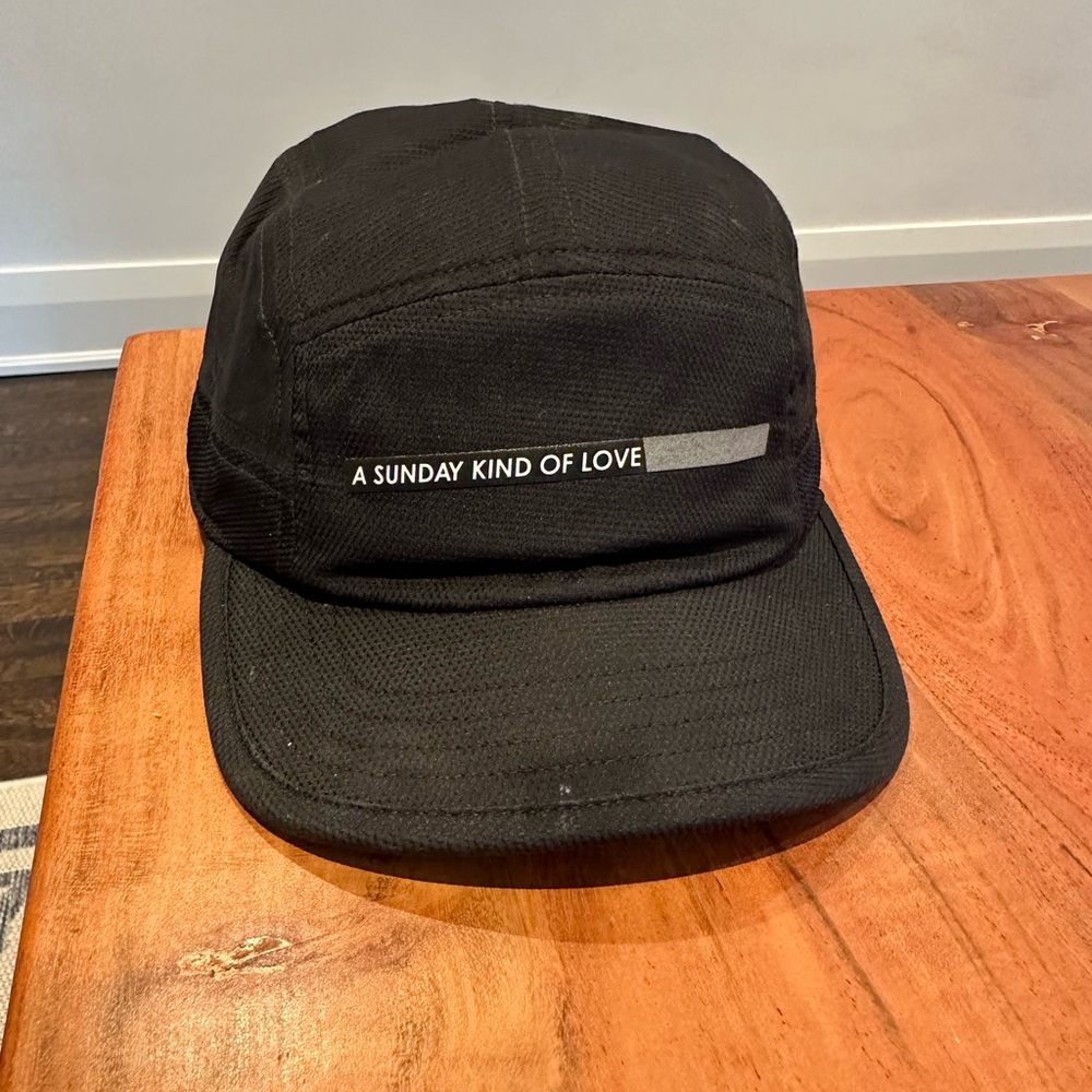 Ciele ALZCap Carbon SC running hat with the "Sunday Love Whitaker"  O/S